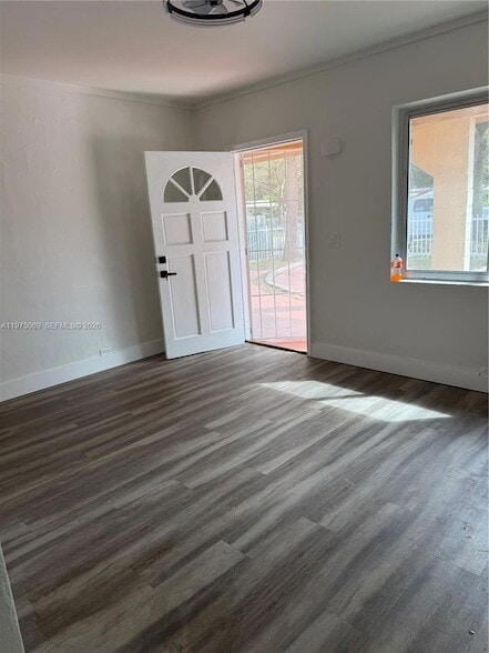 1325 NW 124th St in North Miami, FL - Building Photo - Building Photo