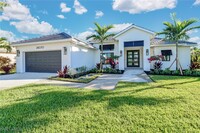 28070 Winthrop Cir in Bonita Springs, FL - Building Photo - Building Photo