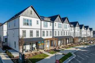 The Aria Townhomes in Nashville, TN - Building Photo - Building Photo