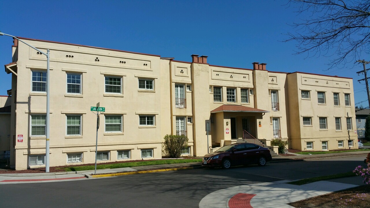 Avondale Apartments in Corvallis, OR - Building Photo