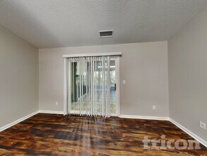 131 Winborne Dr in Mooresville, NC - Foto de edificio - Building Photo