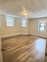 26 Browne St, Unit B in Brookline, MA - Building Photo - Building Photo