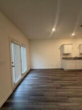 35300 Condor Ct in Atlanta, GA - Building Photo - Building Photo