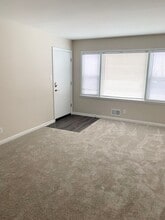 240 W Laflin Ave in Waukesha, WI - Building Photo - Building Photo