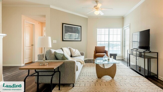 10101 W Parmer Ln in Austin, TX - Foto de edificio - Building Photo