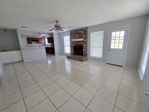 1454 Plumwood Dr in Houston, TX - Building Photo - Building Photo