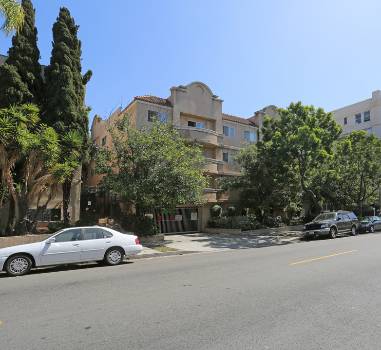 New Hampshire Villa Apartments in Los Angeles, CA - Foto de edificio