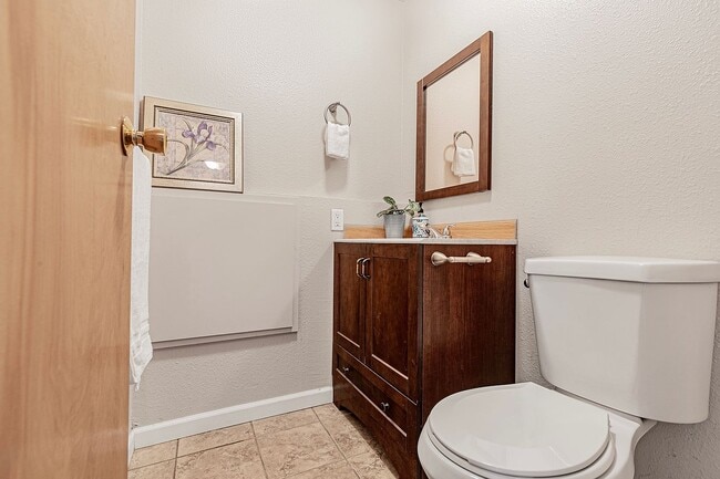 14248 92nd Pl NE in Kirkland, WA - Building Photo - Building Photo