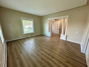 102 E Houghton Ave in West Branch, MI - Building Photo - Building Photo
