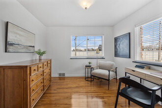Broad Ripple Apartments in Indianapolis, IN - Foto de edificio - Building Photo