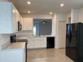 3037 Gibraltar Blvd in New Smyrna Beach, FL - Building Photo - Building Photo