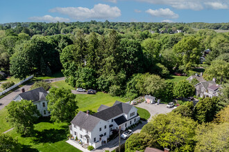 Banbury Crossing in Old Saybrook, CT - Building Photo - Building Photo