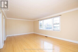 180-180 Woodroffe Ave in Ottawa, ON - Building Photo - Building Photo
