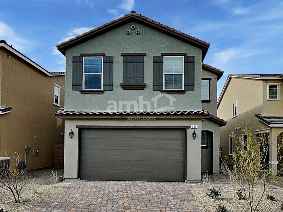 843 Longwood Gardens St in Las Vegas, NV - Building Photo
