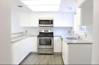 43 N Cypress Pine Dr in Spring, TX - Building Photo - Building Photo