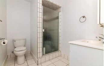 16825 Palm Ave in Bakersfield, CA - Building Photo - Building Photo