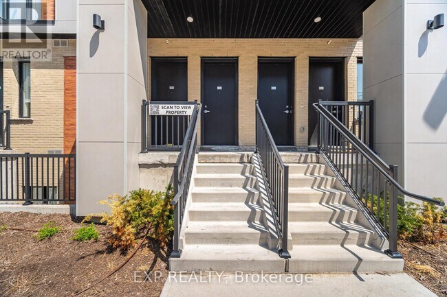 9-519 Steckley House Ln in Richmond Hill, ON - Building Photo - Building Photo