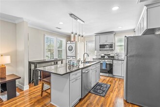 1298 Douglas St SW in Atlanta, GA - Building Photo - Building Photo