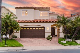 7528 Navigator Cir in Carlsbad, CA - Building Photo