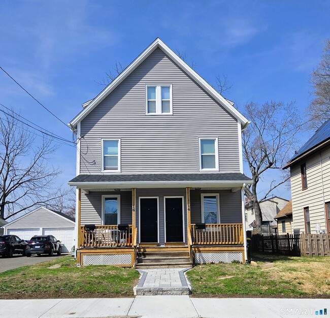 14 Meadow St in Ansonia, CT - Building Photo - Building Photo