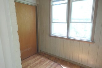8106 Kilpatrick Ave in Skokie, IL - Building Photo - Building Photo