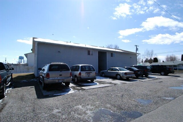 230 Sumac St in Blackfoot, ID - Foto de edificio