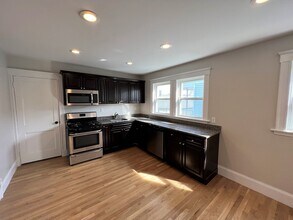 344-346-346 Hyde Park Ave in Boston, MA - Building Photo - Building Photo
