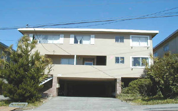 1525 Sullivan Ave in Daly City, CA - Building Photo - Building Photo