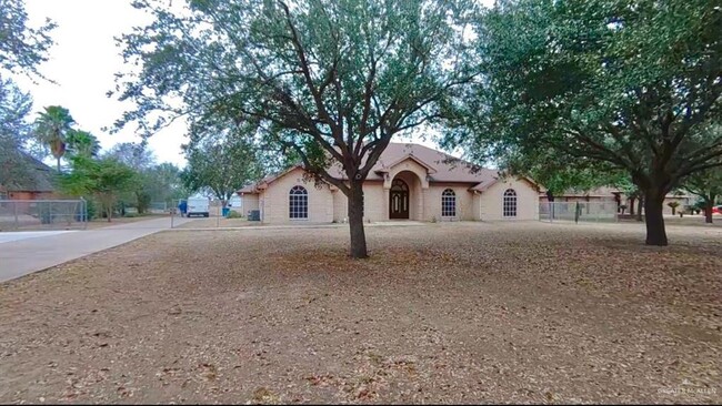 4701 Ponds Edge Rd in Palmhurst, TX - Building Photo - Building Photo