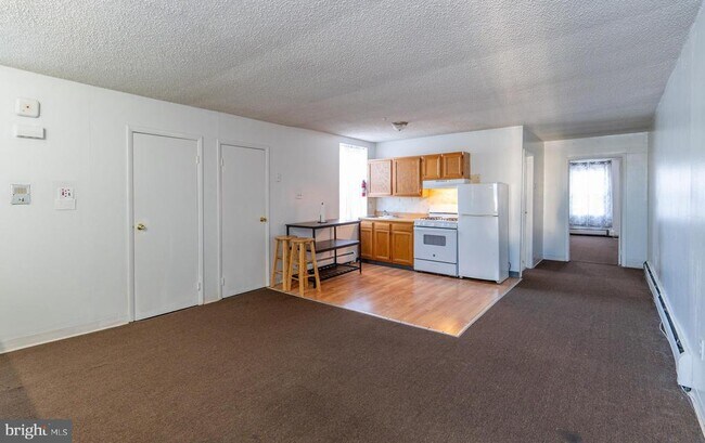 2400 S 4th St in Philadelphia, PA - Building Photo - Building Photo