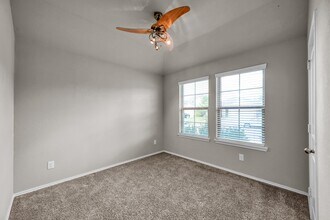 11331 Dawn Beach Ln in Conroe, TX - Building Photo - Building Photo