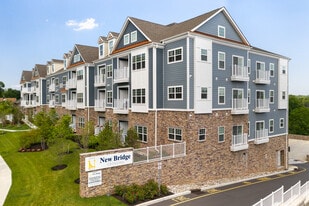 New Bridge Crossing in River Edge, NJ - Building Photo