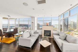 700 W Harbor Dr in San Diego, CA - Building Photo - Building Photo