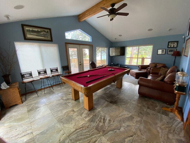 property at 1021 SE Teakwood Dr
