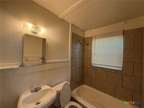 709 Atkinson Ave in Killeen, TX - Building Photo - Building Photo