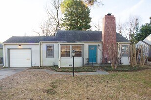 218 E 33rd Pl in Tulsa, OK - Building Photo