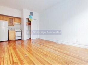 936 West End Ave in New York, NY - Building Photo - Building Photo