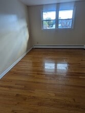 101 Webb St, Unit 4 in Hamden, CT - Building Photo - Building Photo