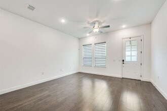 4565 Stone Valley Trl in Arlington, TX - Foto de edificio - Building Photo