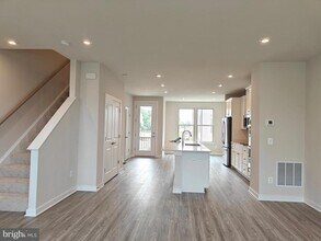 2130 Acadia Rd in Herndon, VA - Building Photo - Building Photo