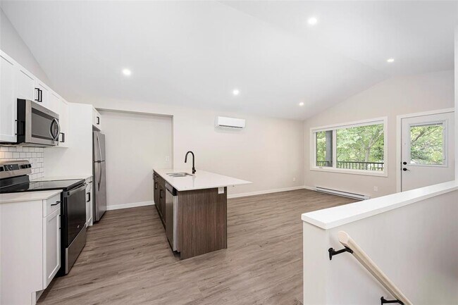 771 Scotland Ave in Winnipeg, MB - Building Photo - Building Photo