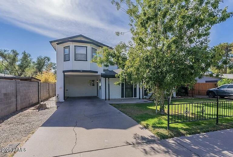 505 W Howe St in Tempe, AZ - Foto de edificio