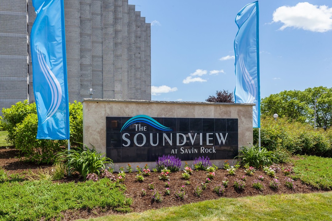 Soundview Apartments in West Haven, CT - Foto de edificio