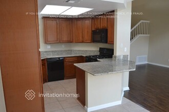 11817 Bronze Ln in Fontana, CA - Foto de edificio - Building Photo