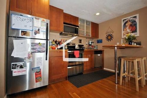 34 Gardner St-Unit -405 in Boston, MA - Foto de edificio - Building Photo