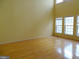 213 Silverbell Ct in West Chester, PA - Building Photo