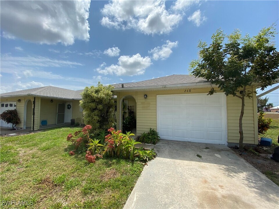 266-268 SW 2nd Terrace in Cape Coral, FL - Building Photo