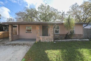1827 Larkin Ave in Orlando, FL - Building Photo