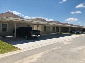 1901 Jackson St, Unit 2 in Weslaco, TX - Building Photo - Building Photo