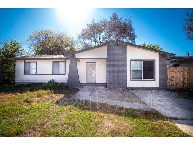 property at 6916 Shady Grove Dr